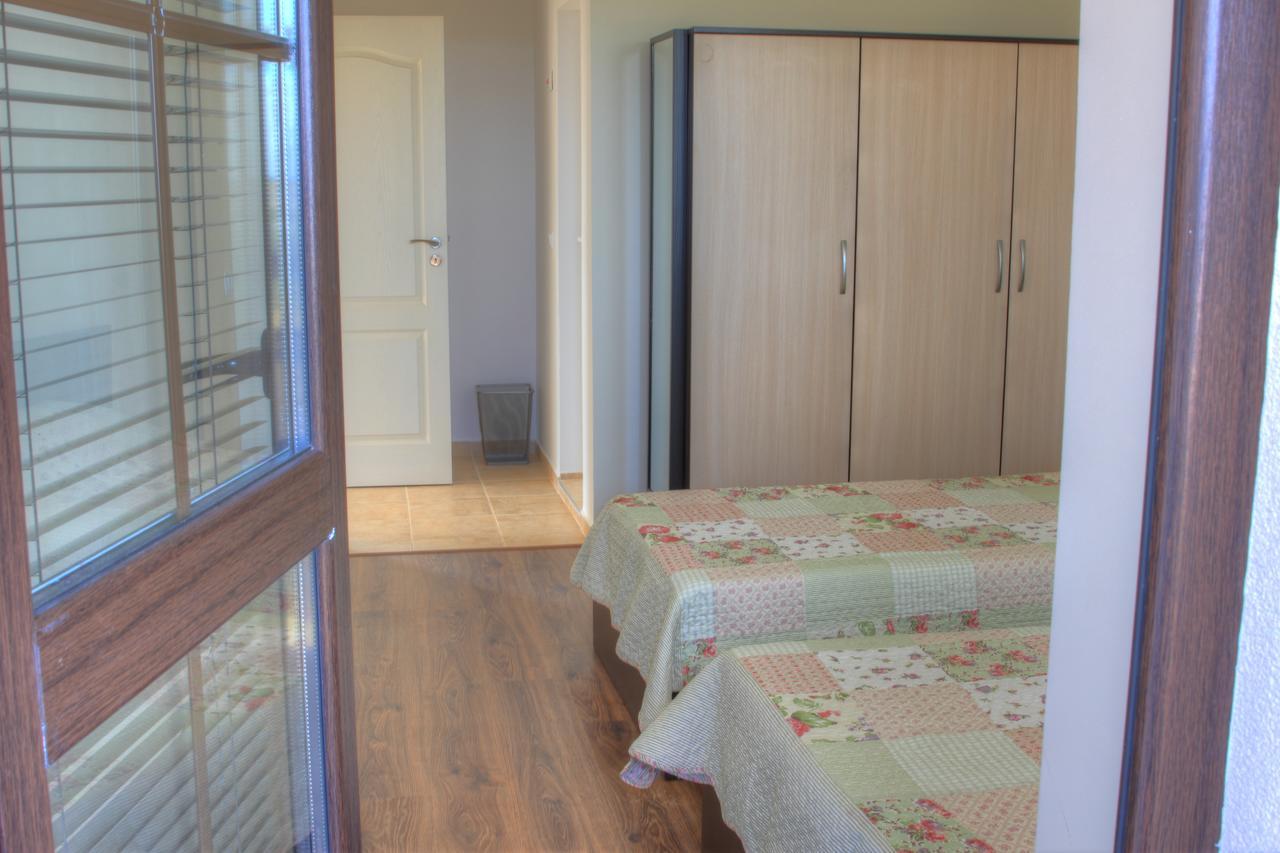 Vis Velika Bed and Breakfast Εξωτερικό φωτογραφία