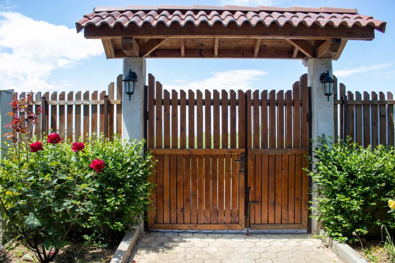 Vis Velika Bed and Breakfast Εξωτερικό φωτογραφία